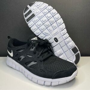 Nike Free Run 2 Boys Unisex Big Kids Shoes DD0163 004 Black White Size 4Y